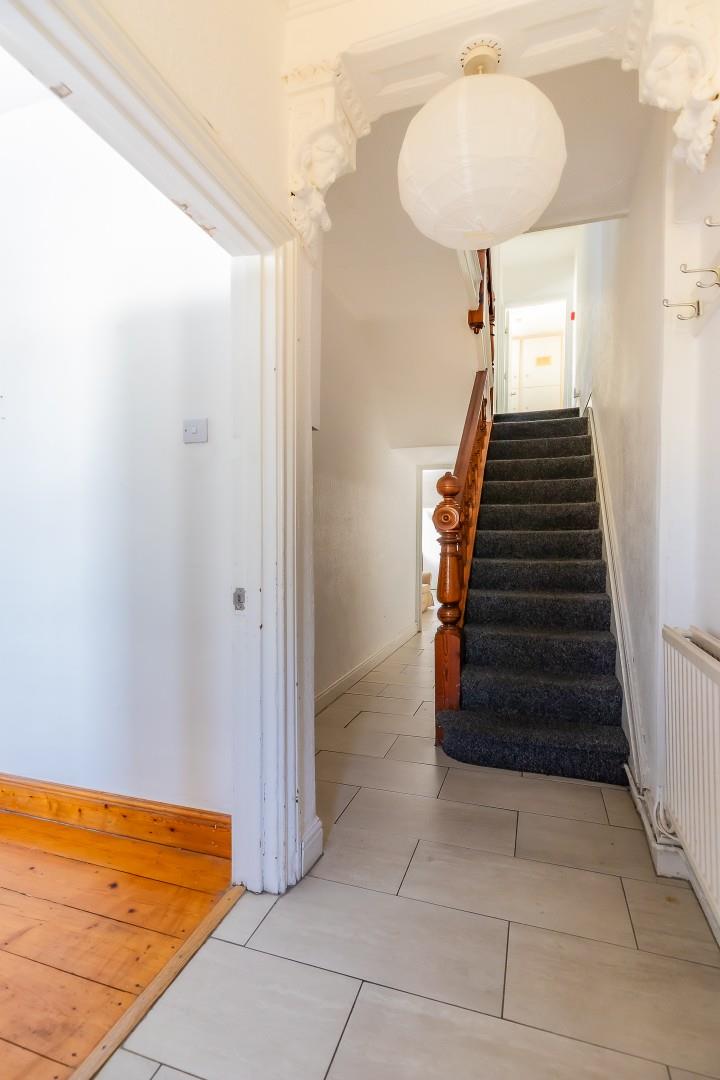 Mackintosh Place, Roath — photograph 5